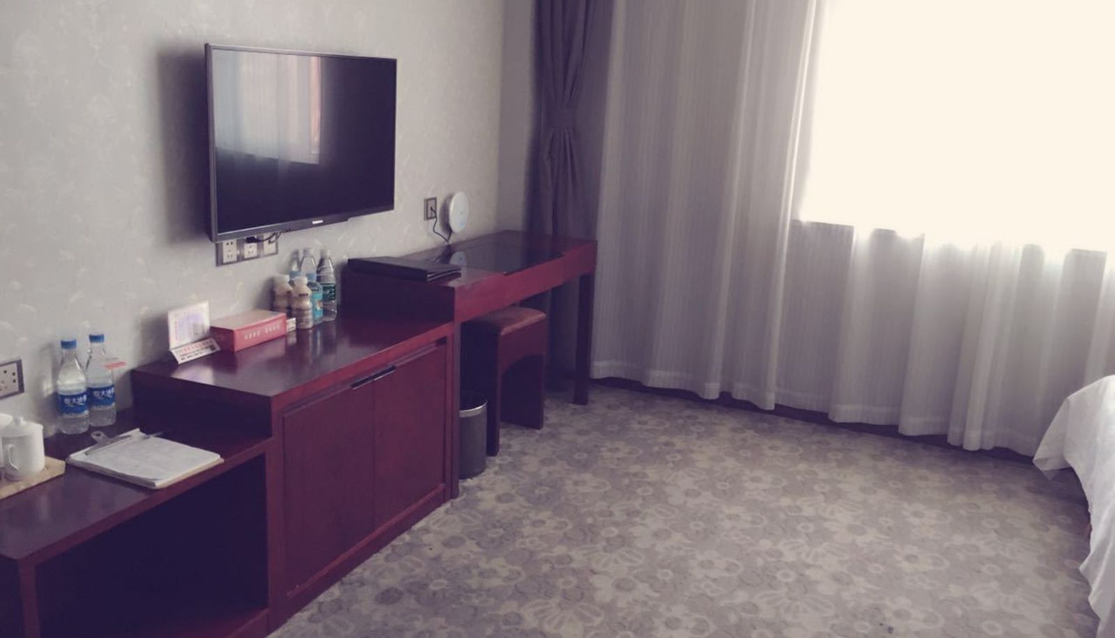 Camera - Shenpeng Holiday Hotel (Xinyang Railway Station Store)