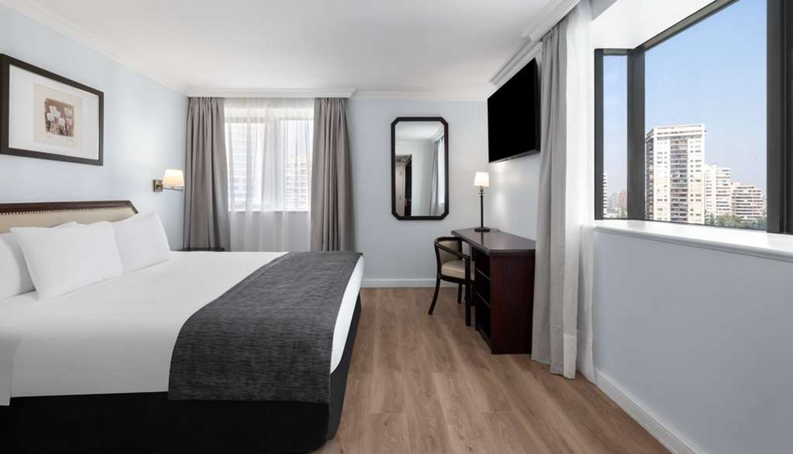 Zimmer - Wyndham Garden Santiago Kennedy