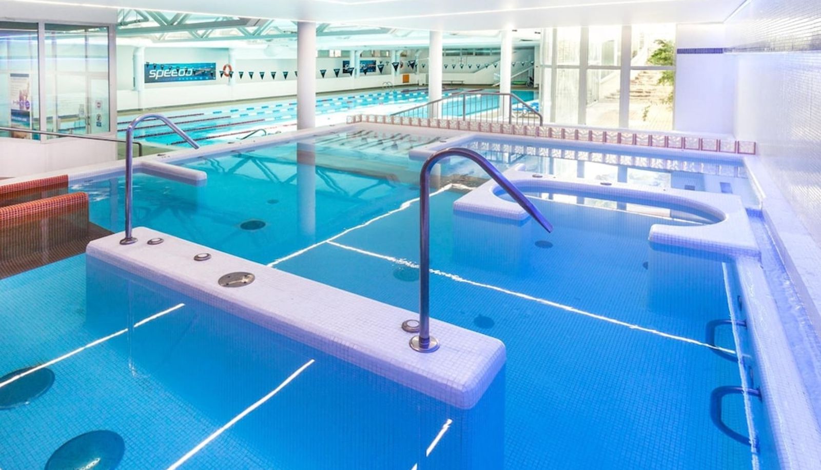 Piscina - Hotel & Spa Dynastic