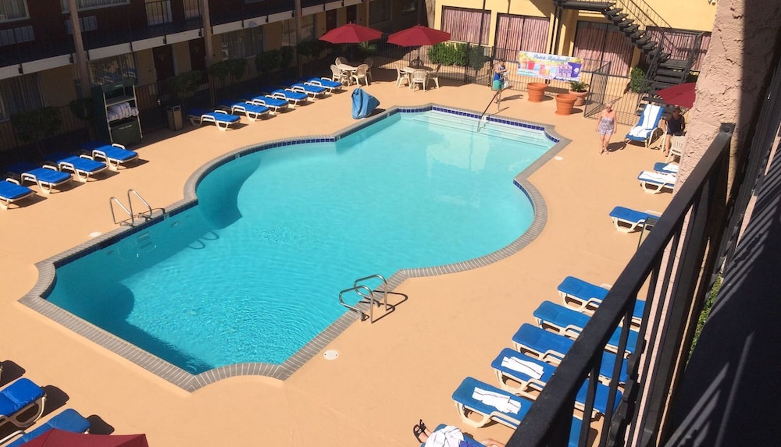Pool - Mardi Gras Hotel & Casino