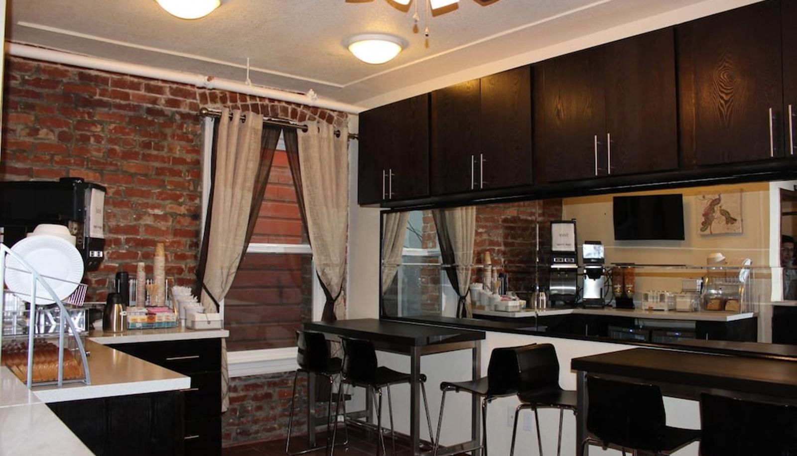 Restaurant - Inn on Folsom