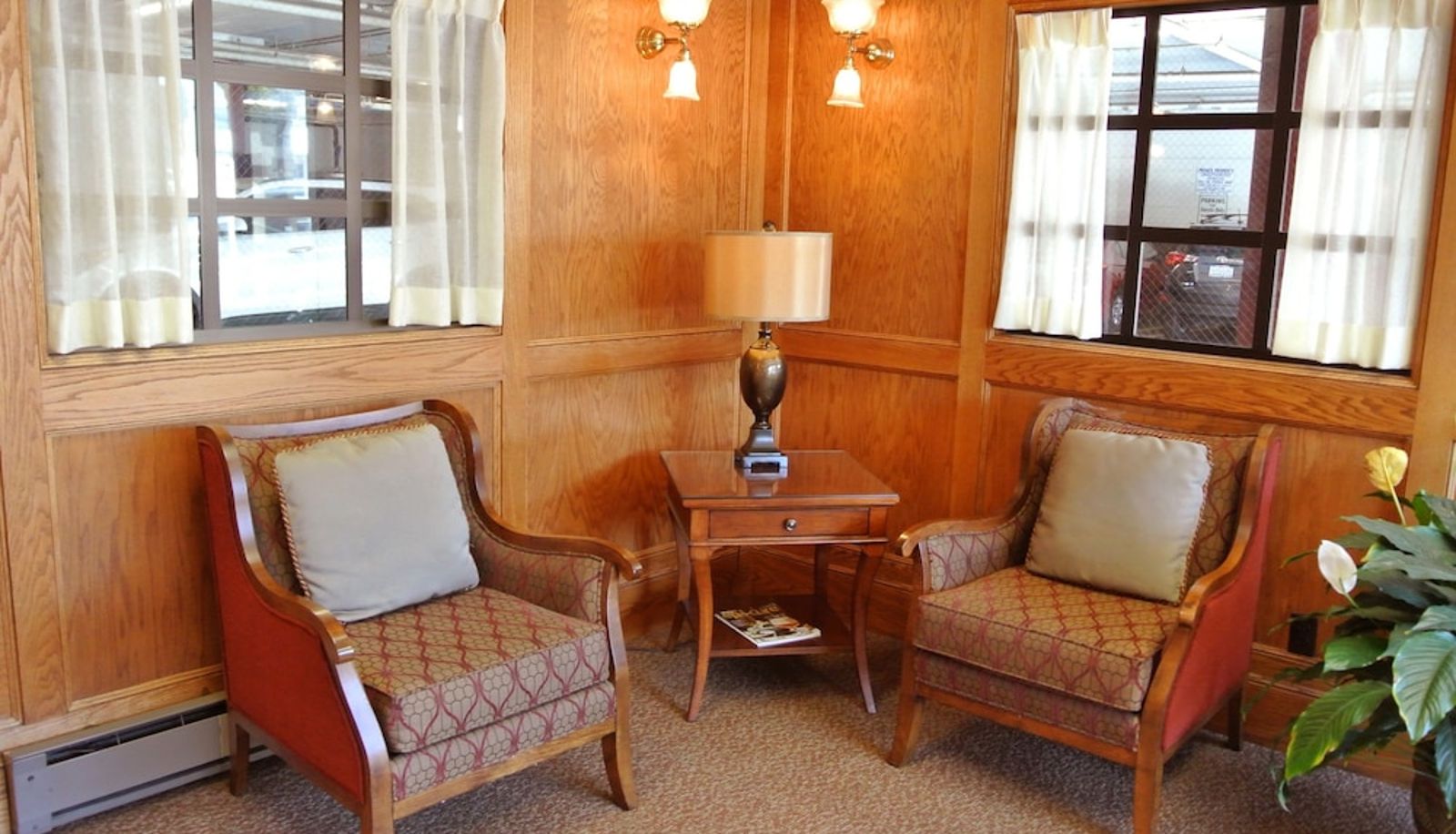 Salón - Cow Hollow Inn & Suites