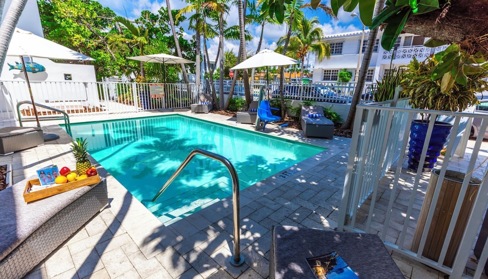 Piscina - Seaside All Suites Hotel