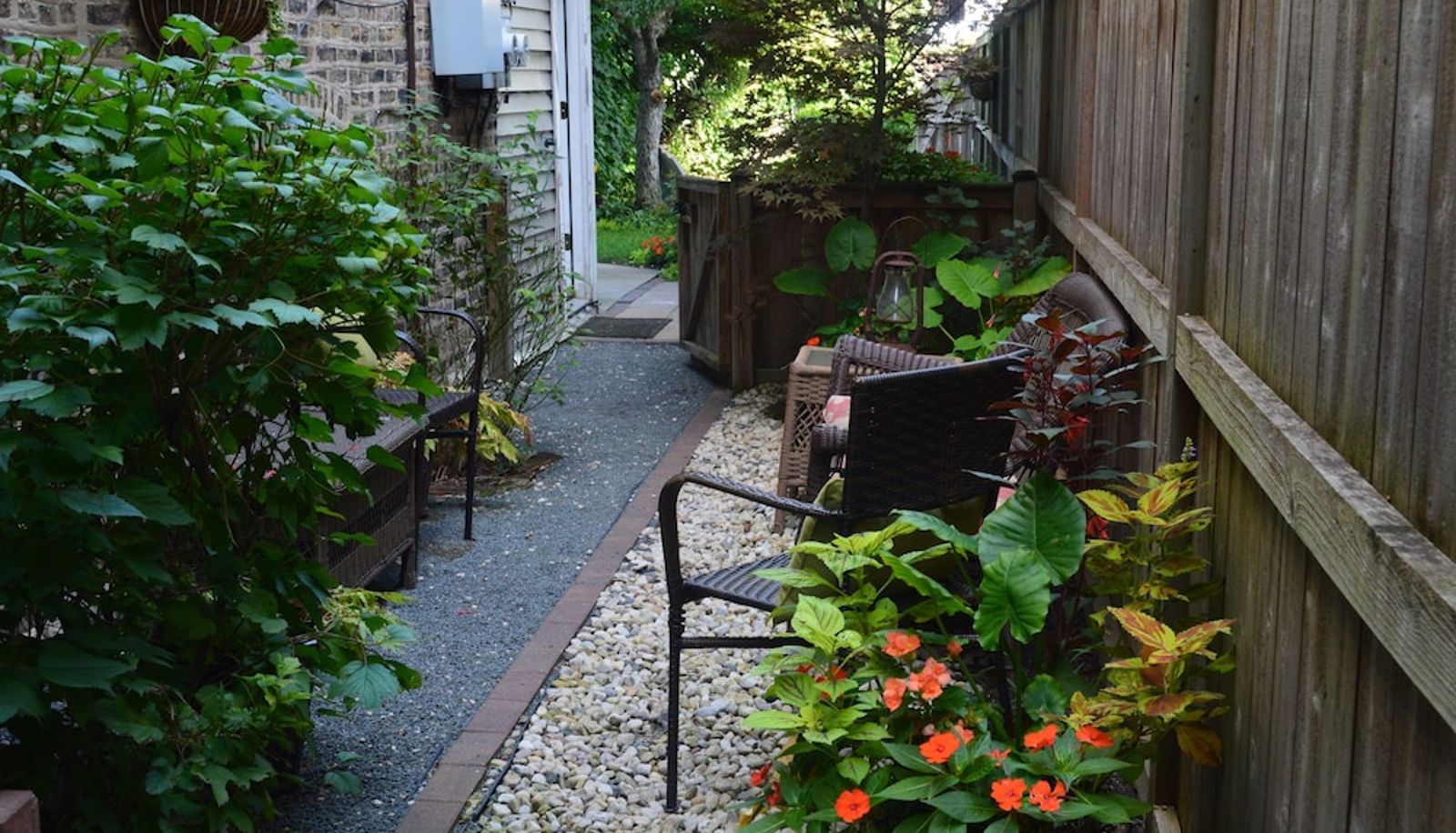 Garten - Chicago Guest House on Newport Avenue