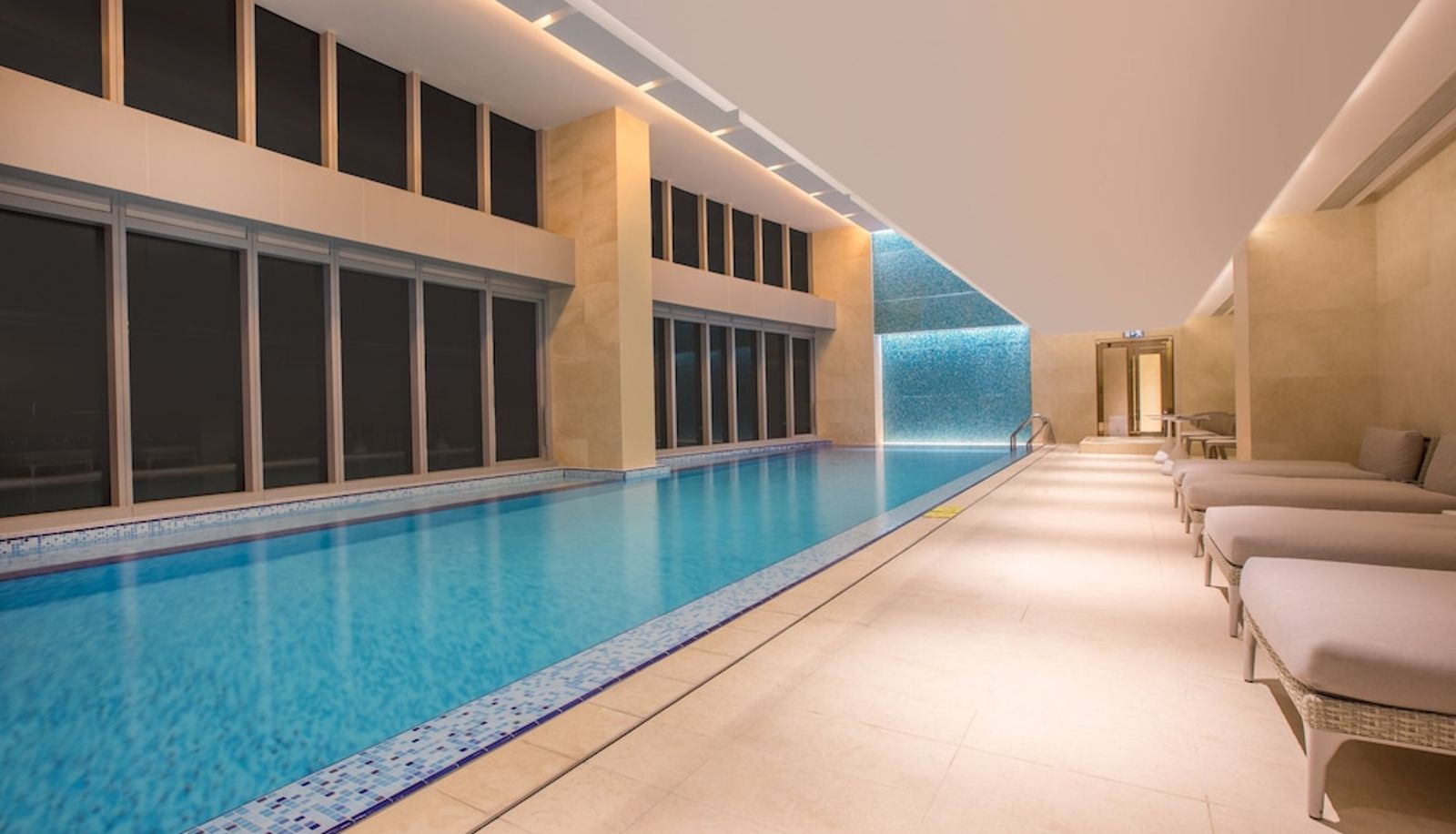 Pool - Crowne Plaza MACAU by IHG