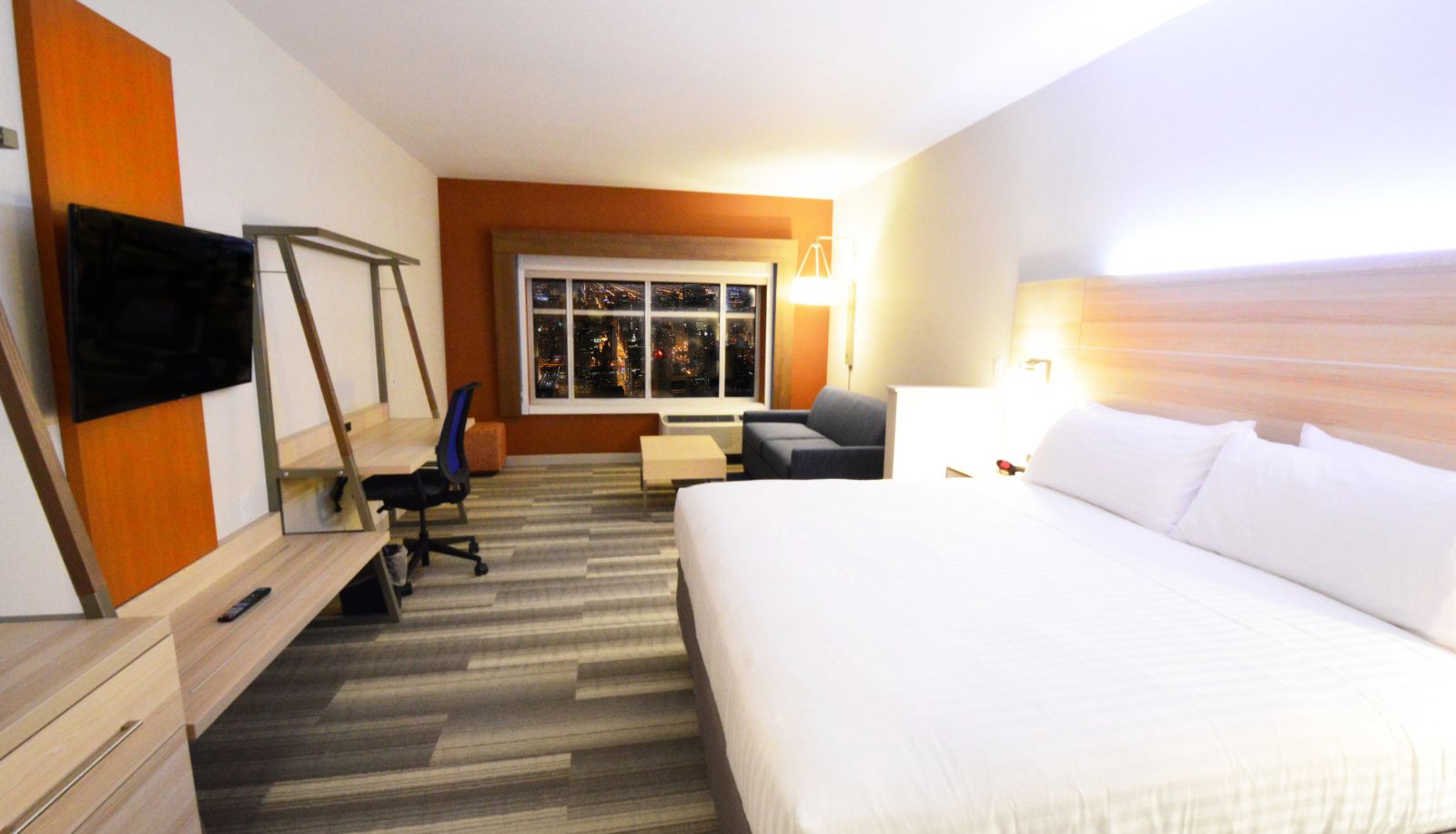Room - Holiday Inn Express & Suites TOLEDO SOUTH - PERRYSBURG by IHG