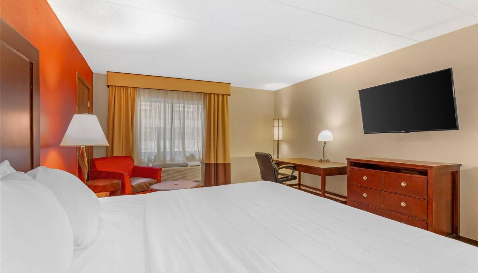 Habitación - Clarion Hotel & Conference Center Lansing West
