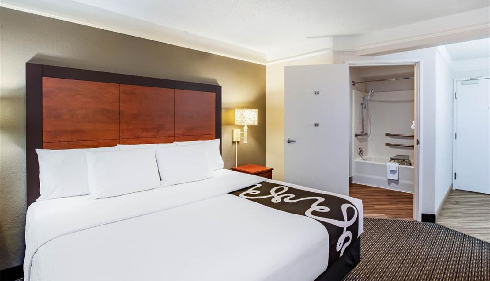 Habitación - La Quinta Inn & Suites by Wyndham Houston Baytown East