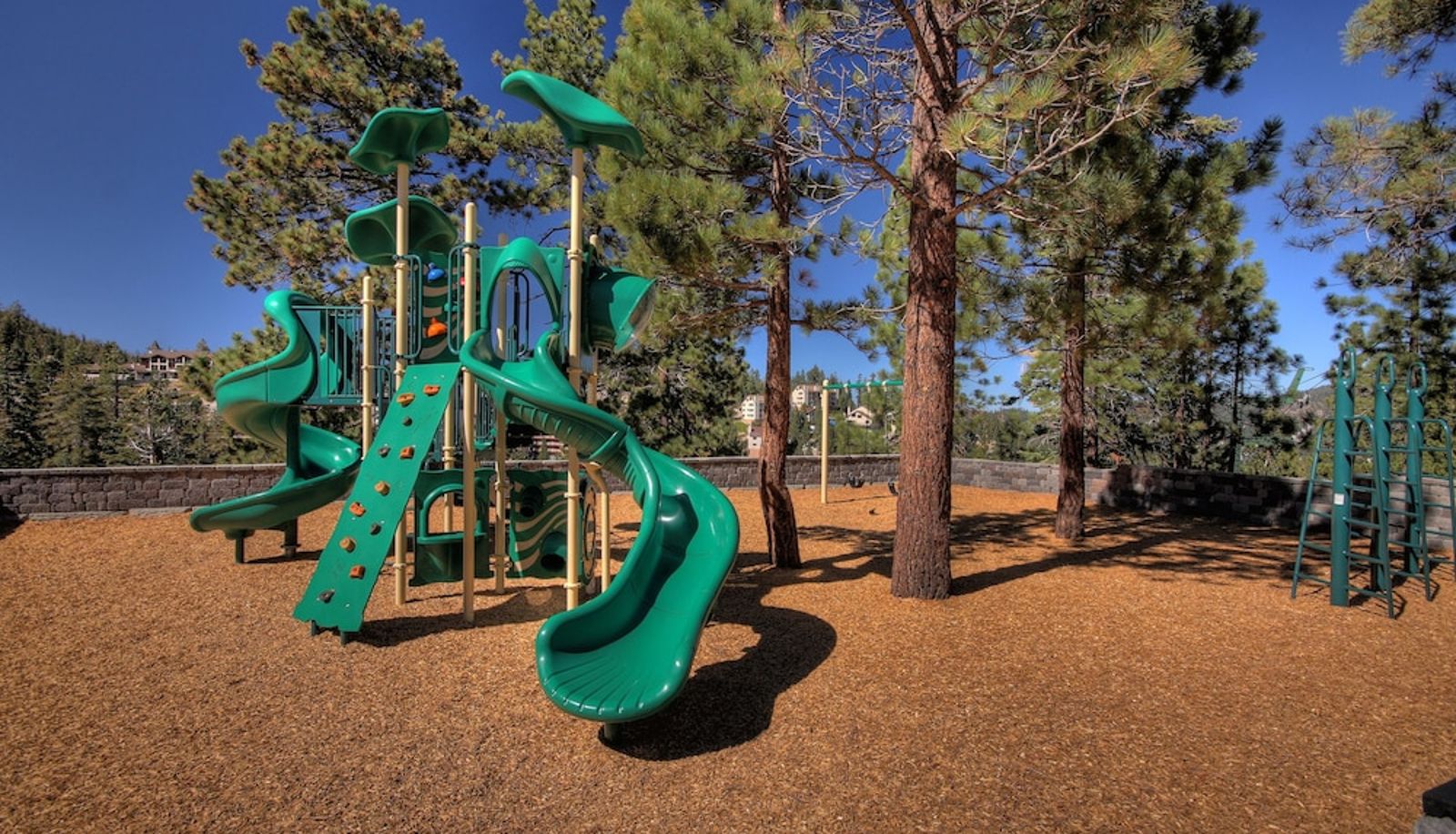 Ridge Pointe