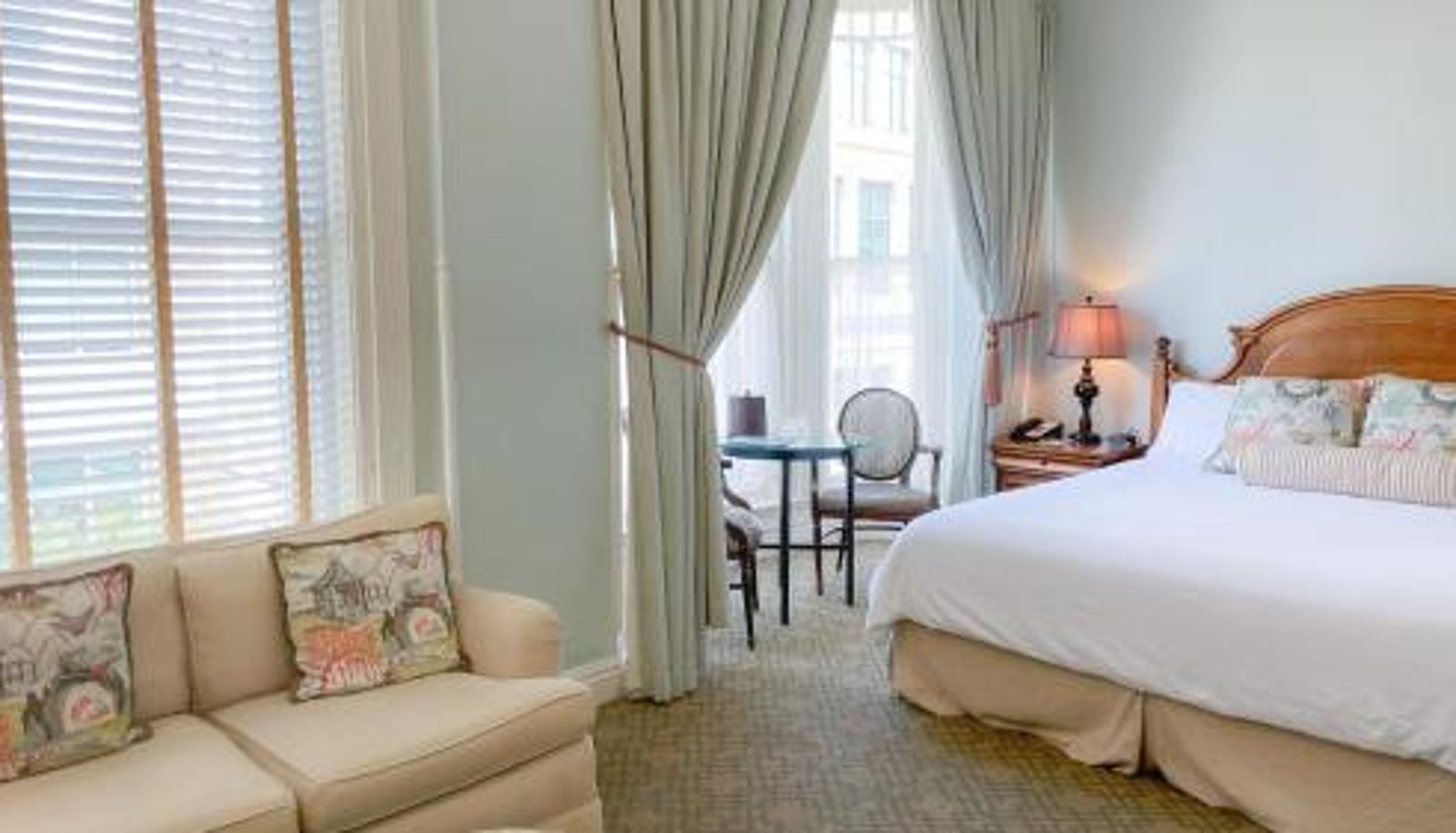 Suite - Fulton Lane Inn