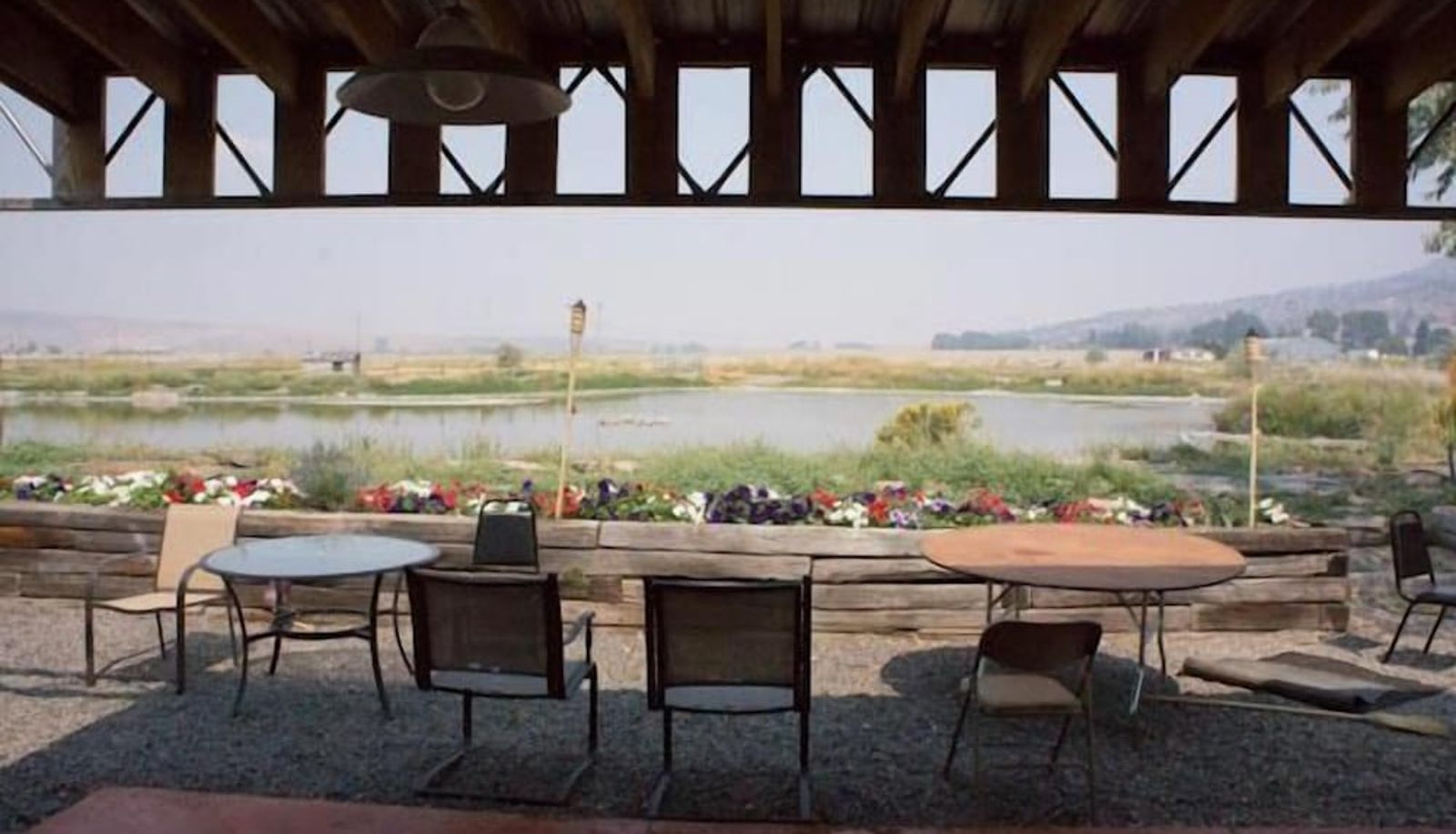 Info - Hunters Hot Springs Resort
