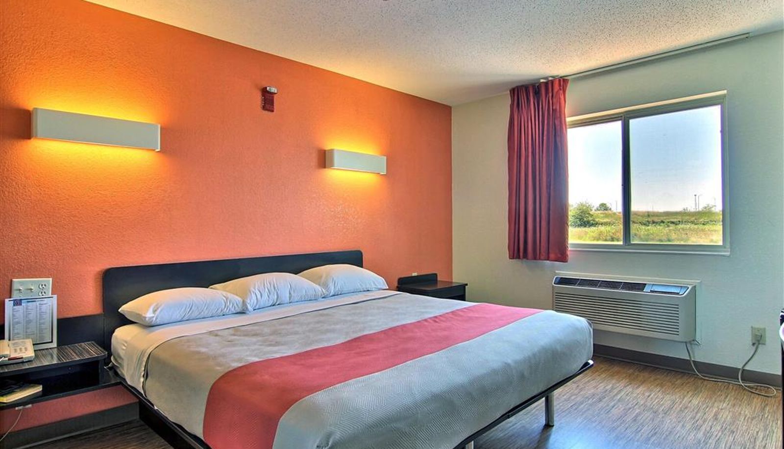 Room - MOTEL 6 GILMAN