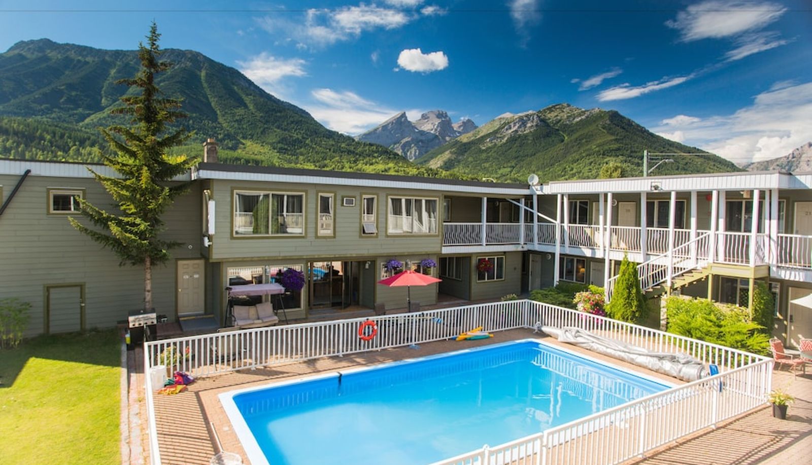 Pool - Powder Mountain Lodge