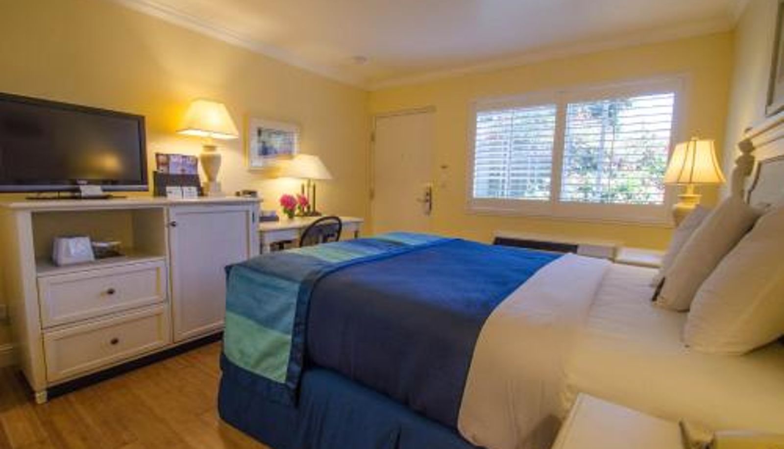Room - Continental Inn