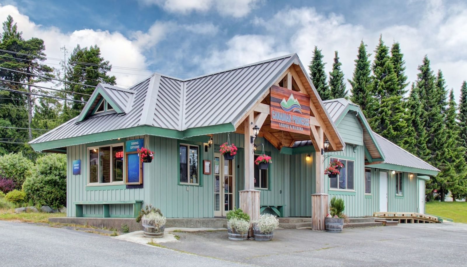 Recepcja - Canadian Princess Lodge & Marina