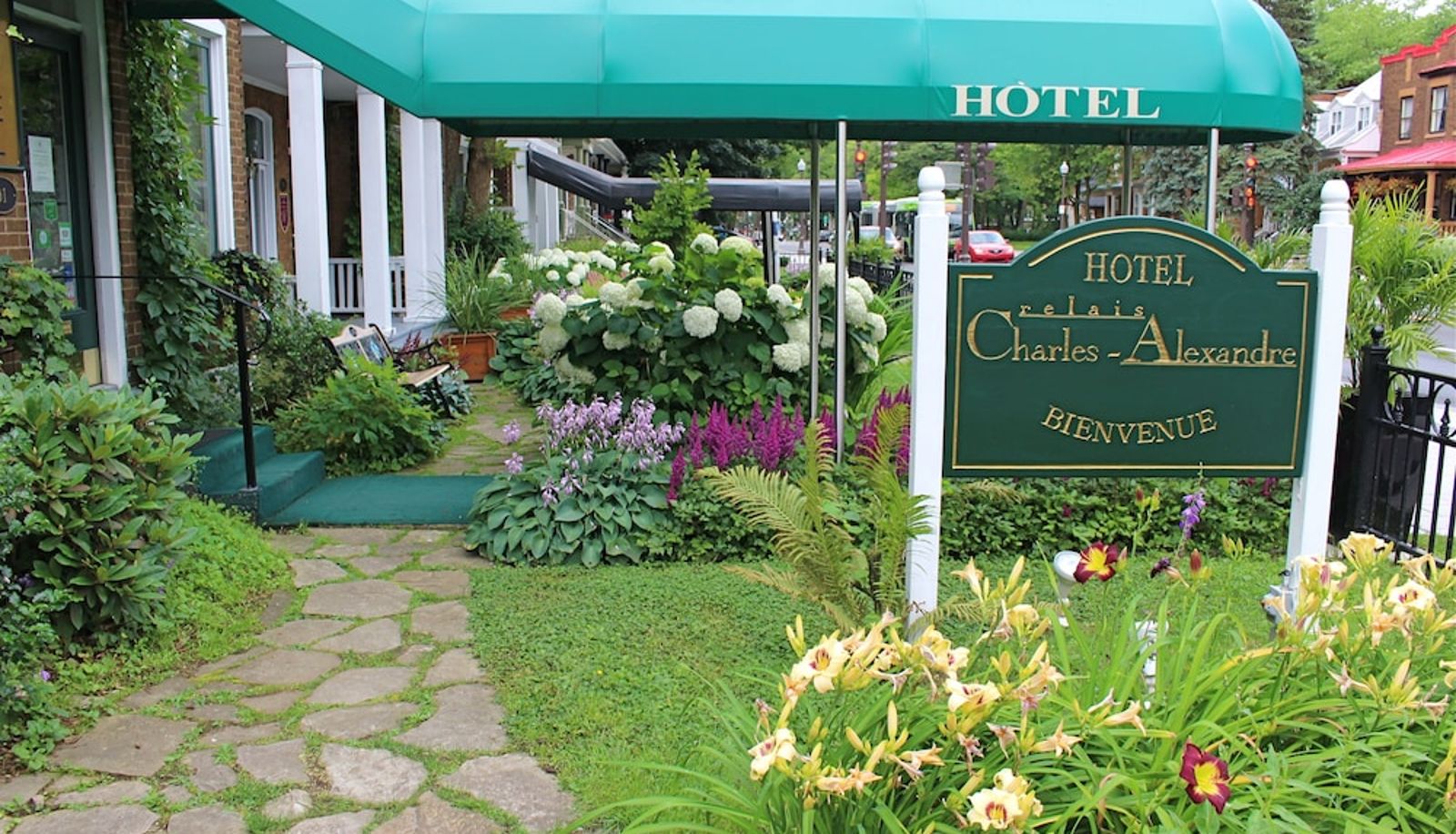 Info - Hotel Charles-Alexandre - Par Aneyro