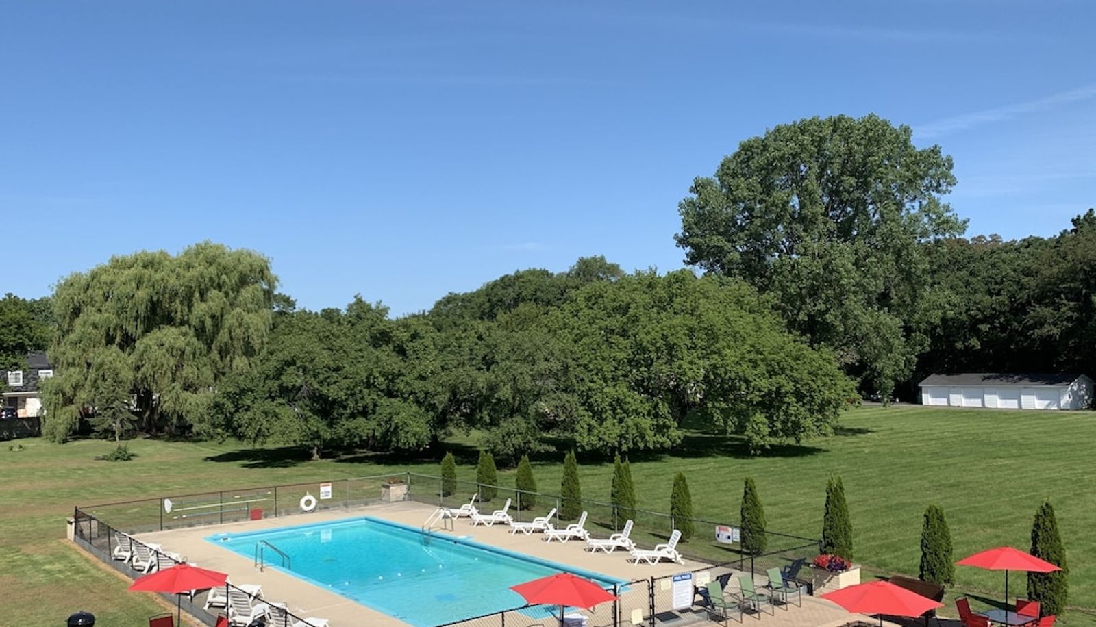 Pool - Geneva Wells Inn