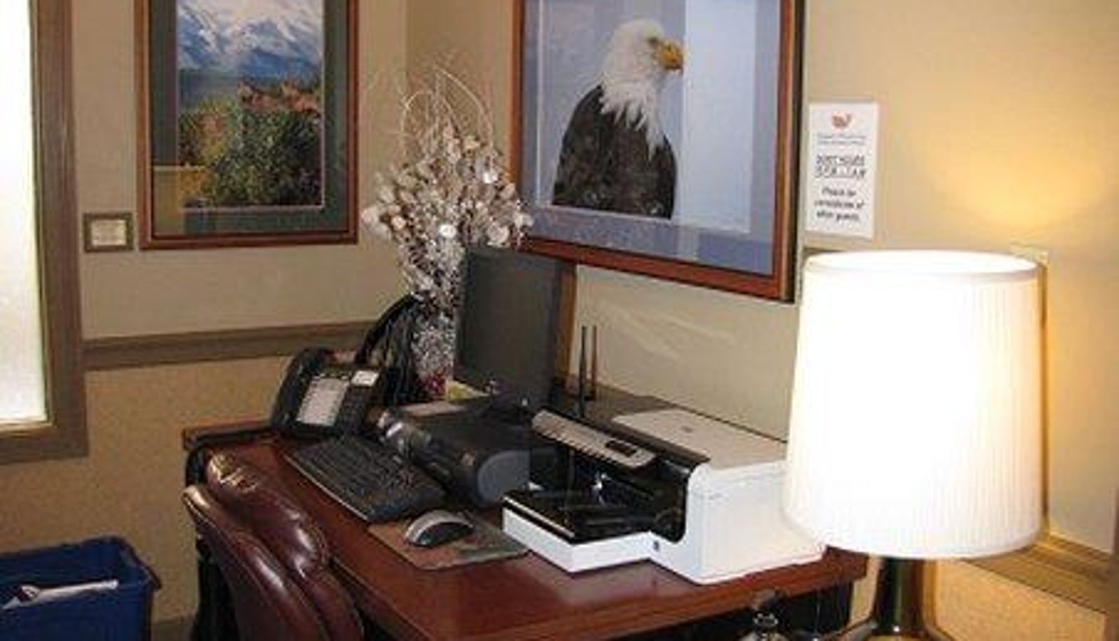 Business centre - Copper Whale Inn