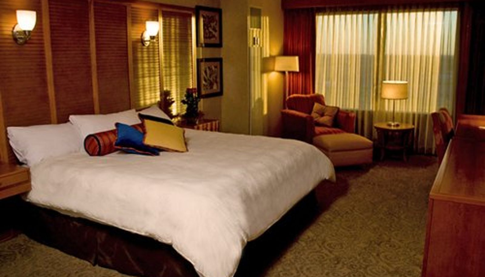 Camera - Isle Casino Hotel Waterloo
