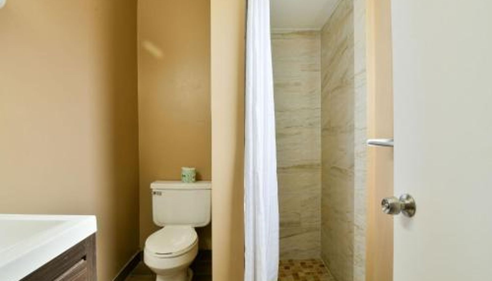 Bathroom - Inca Inn Moab