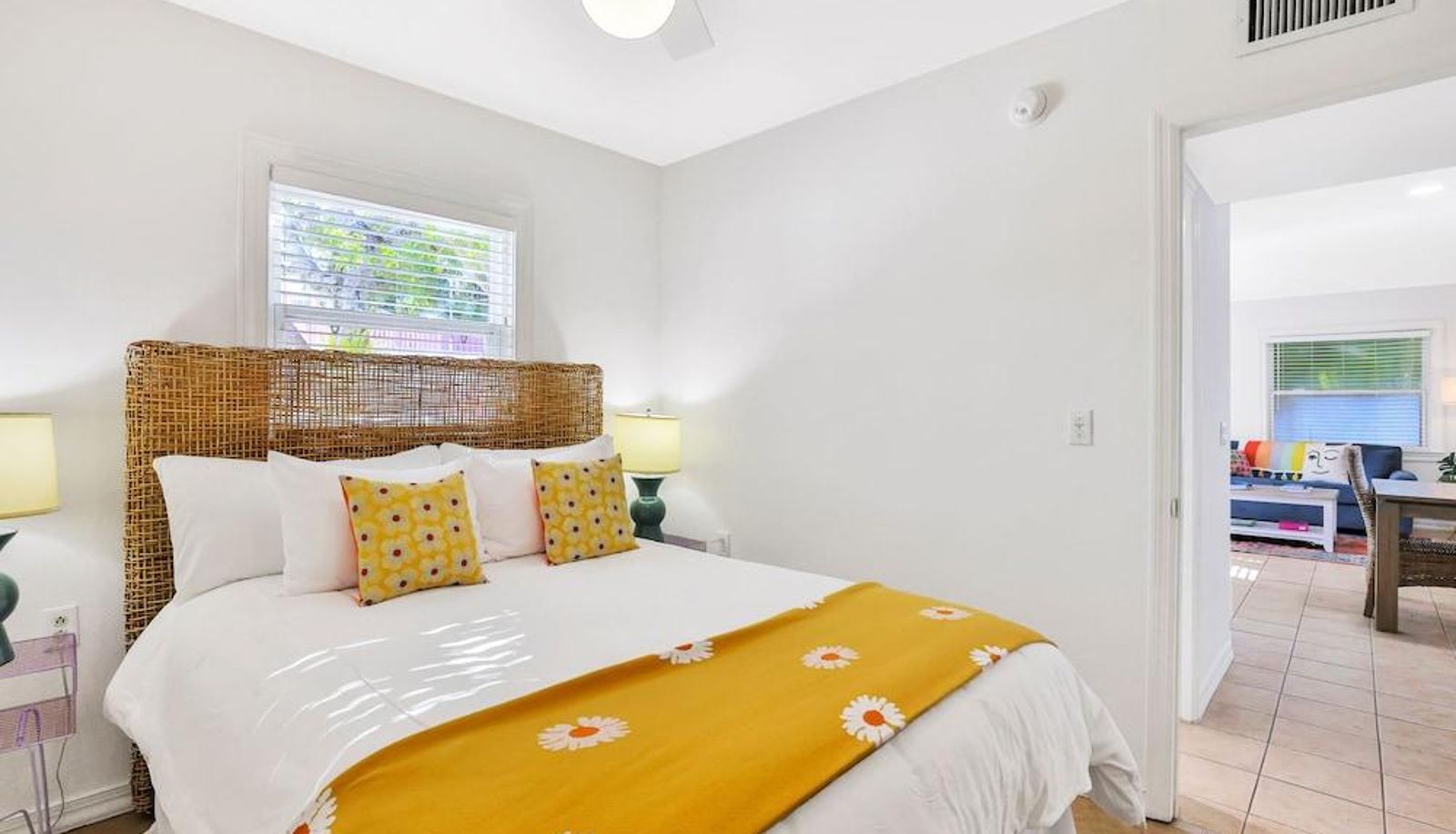 Camera standard - Sunrise Garden Resort by Vacasa