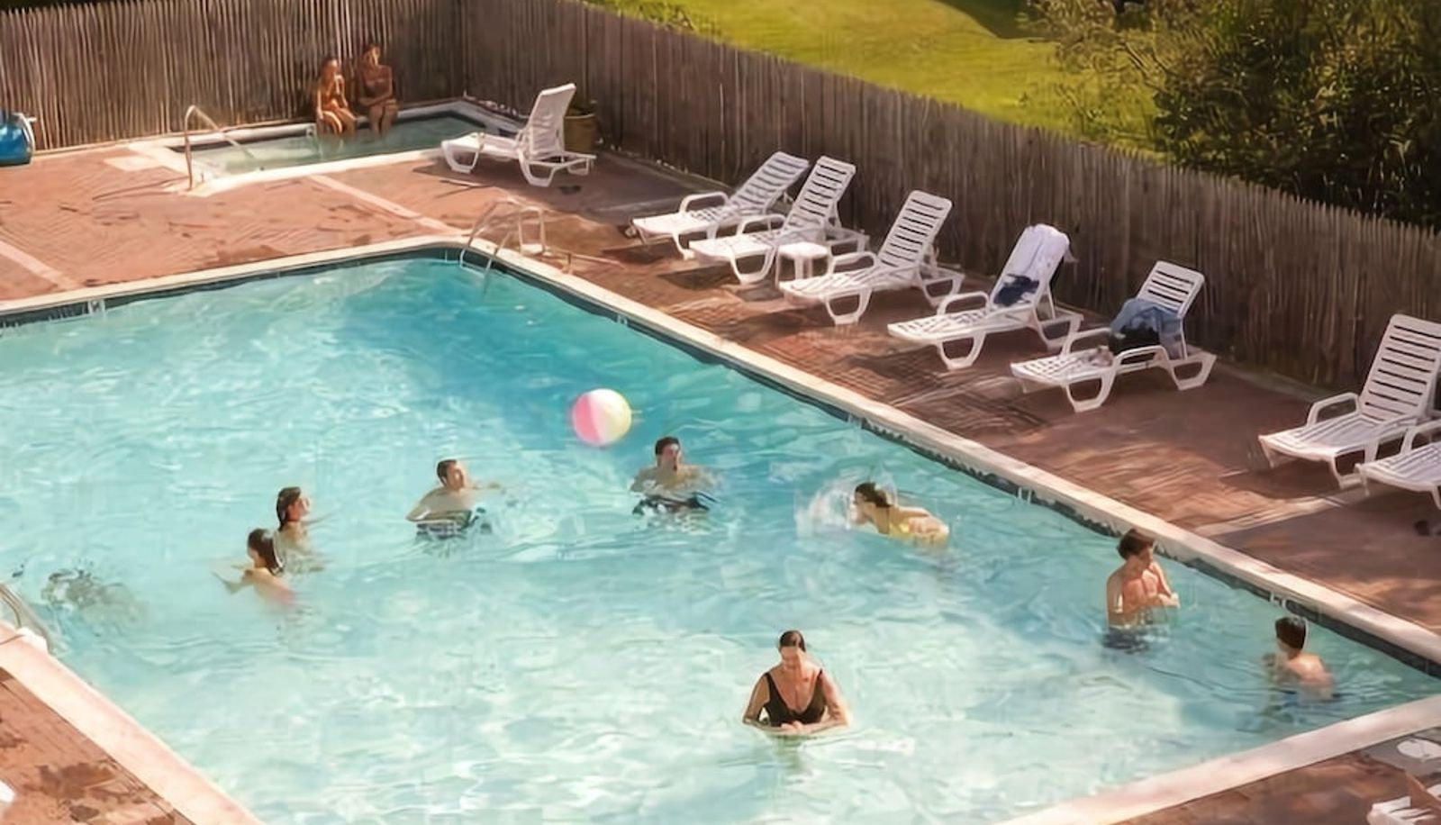Pool - Winnapaug Inn
