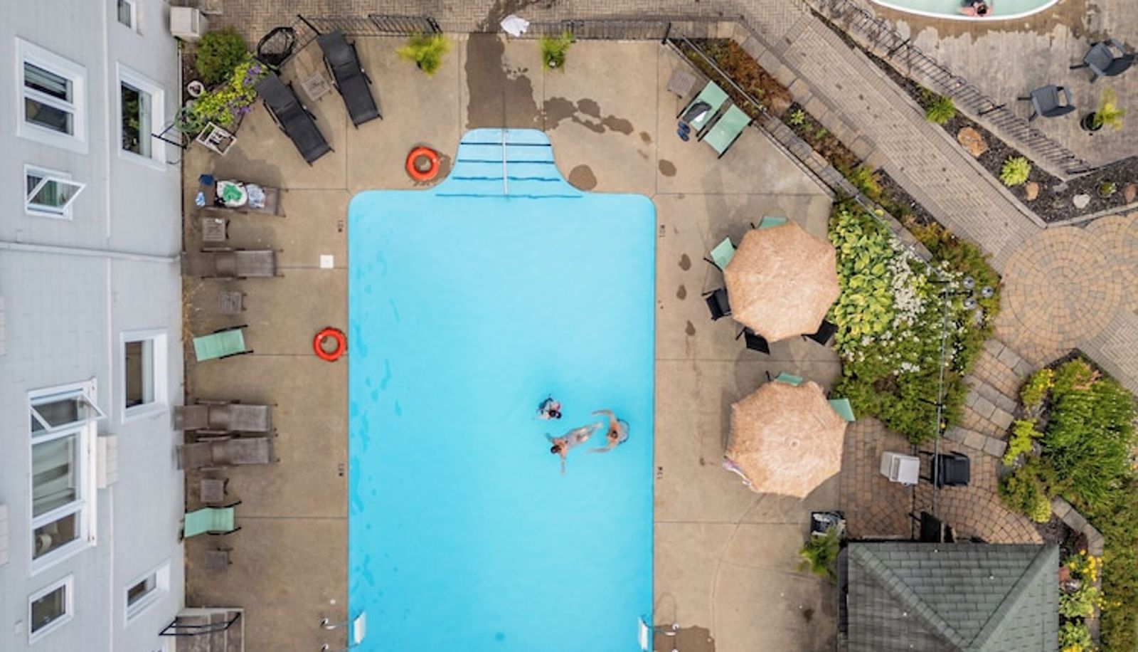 Piscina - Le Manoir Lac-Etchemin