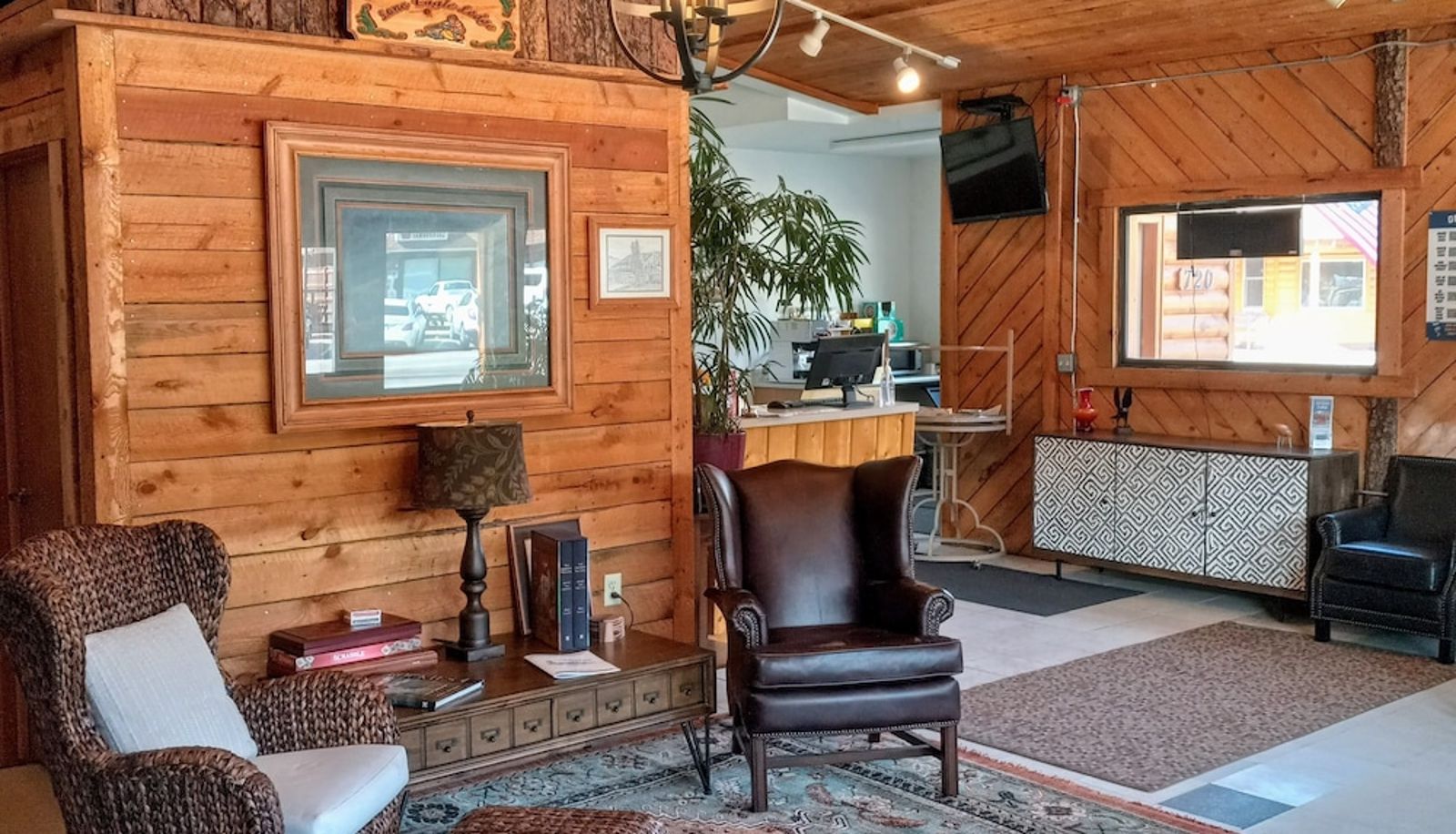 Hall - Lone Eagle Lodge