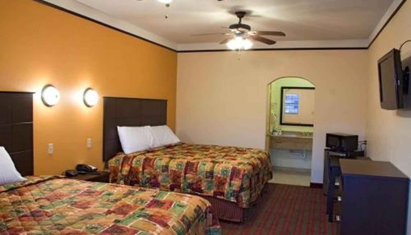Camera - Guest Inn San Benito/Harlingen