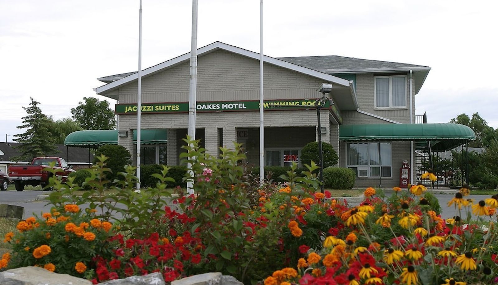 Info - Seven Oakes Motel