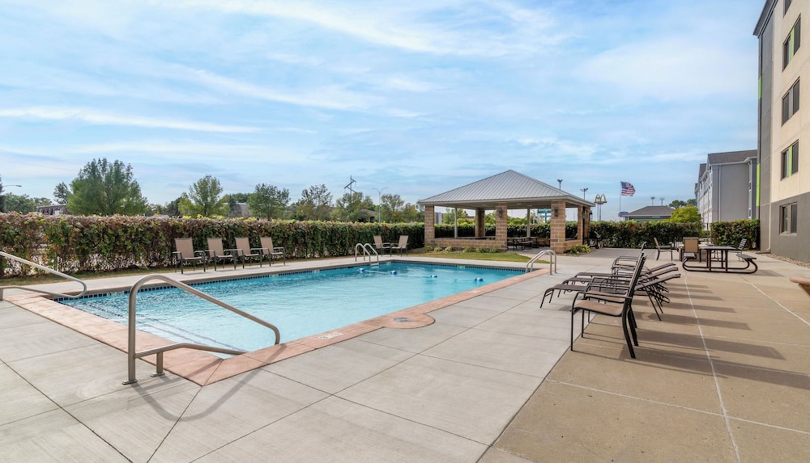 Pool - EverSpring Inn