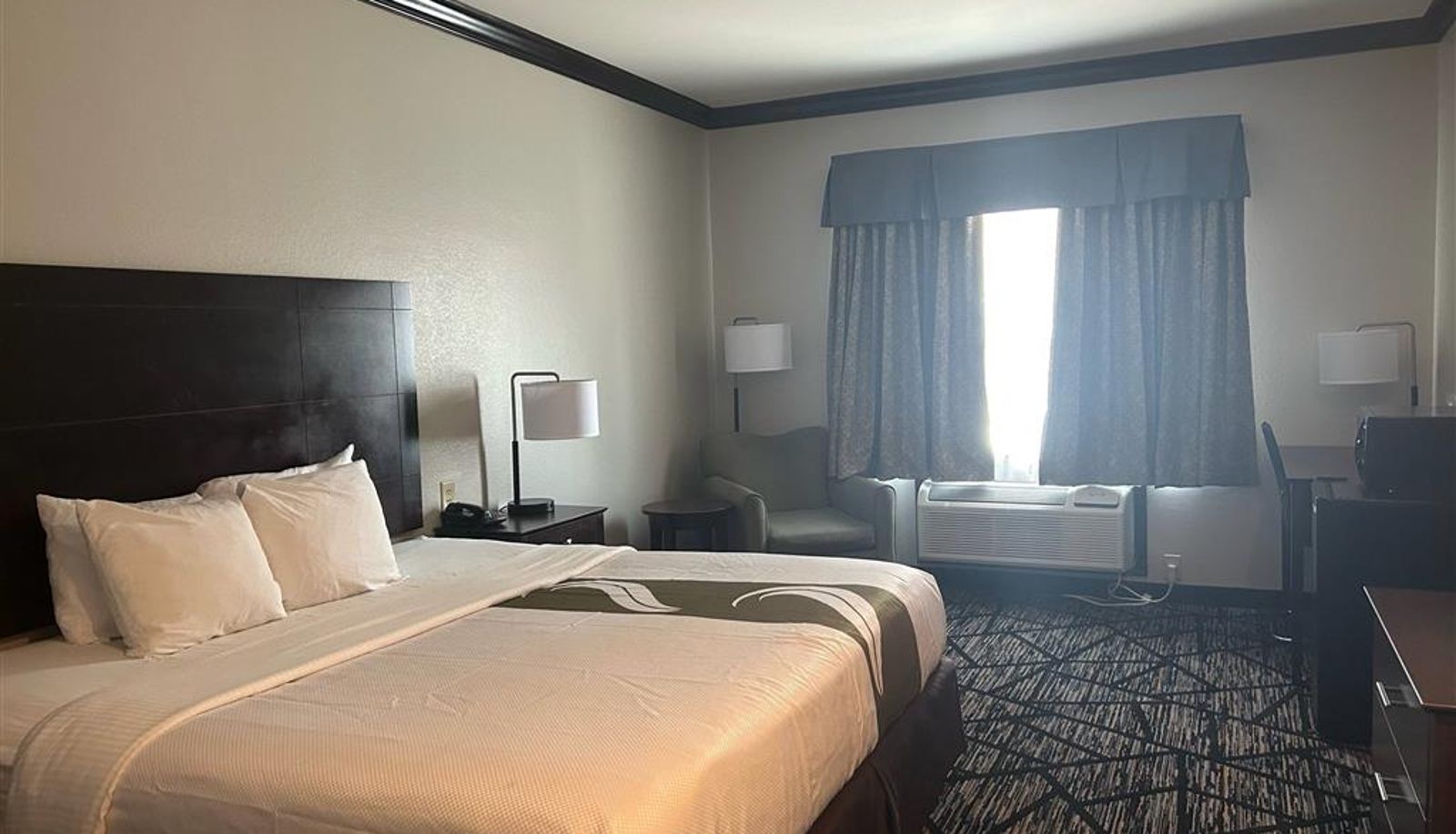 Room - Days Inn by Wyndham Baton Rouge/I-10