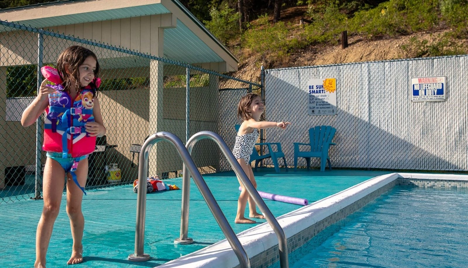 Pool - Glenwood Inn & Suites