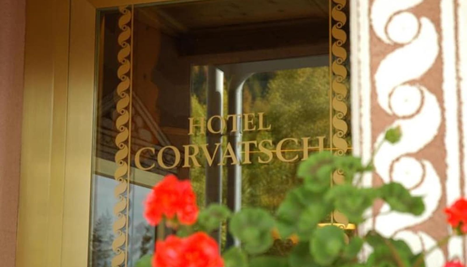Reception - Hotel Corvatsch