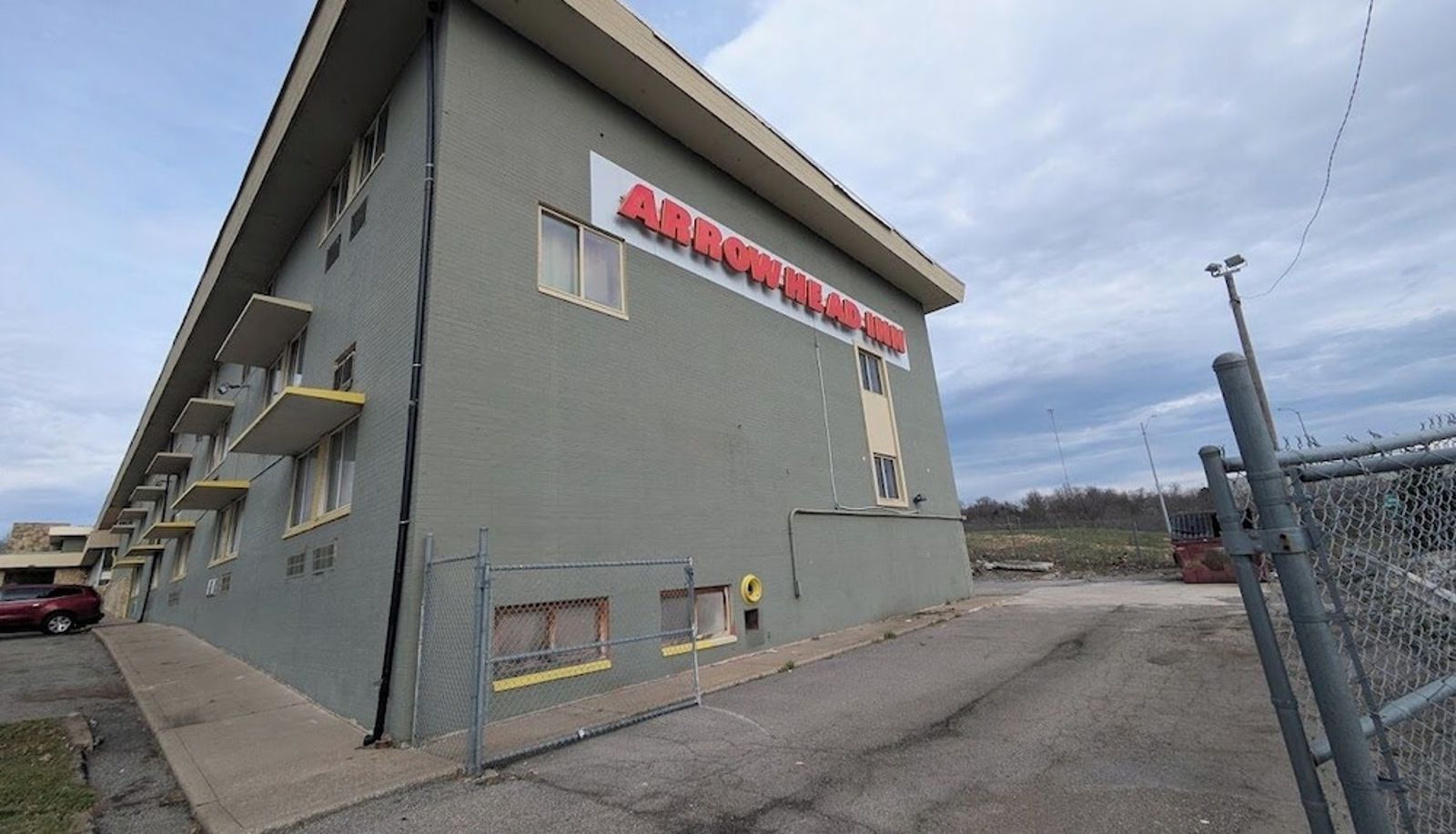 Info - Arrowhead Inn