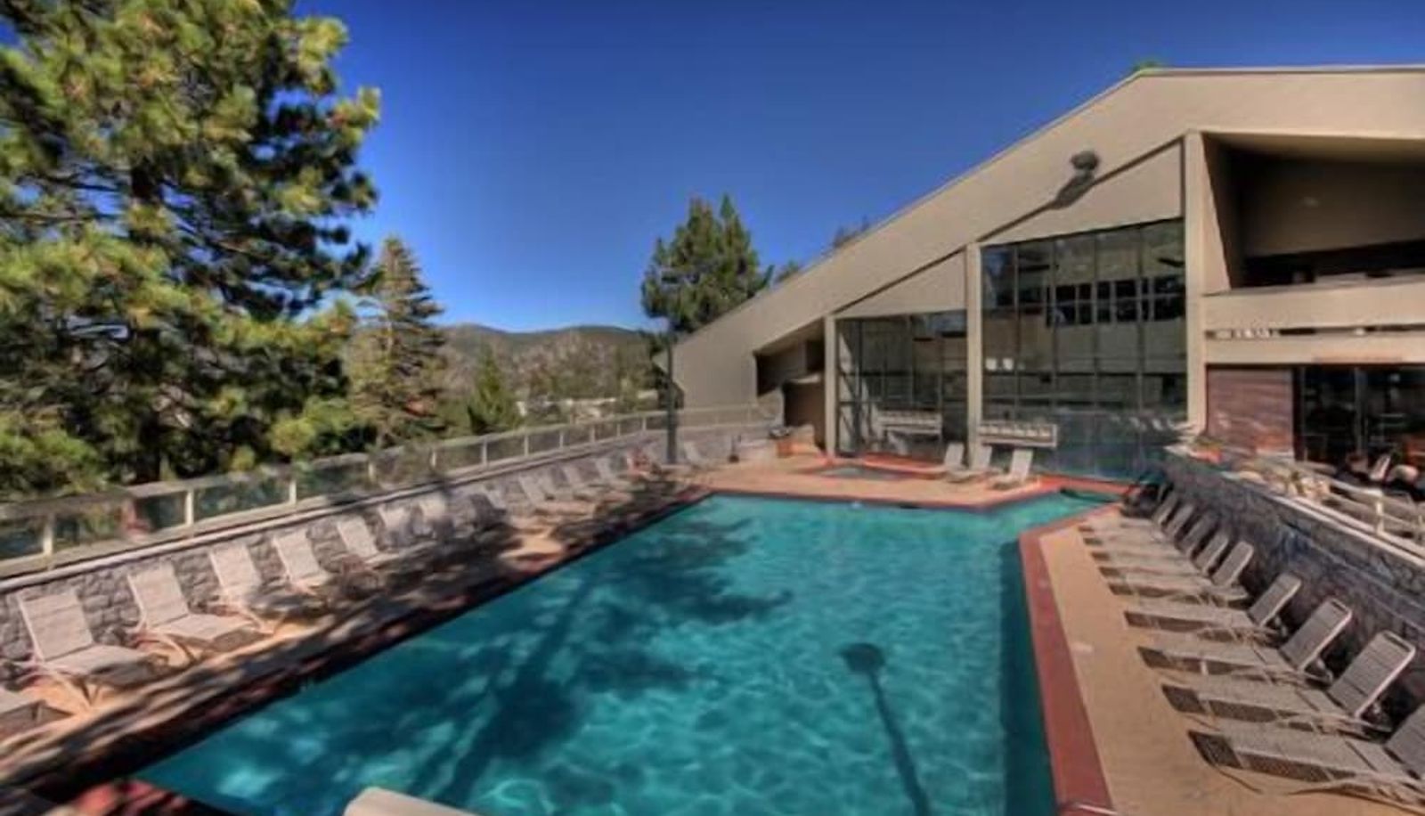 Piscina - Ridge Crest