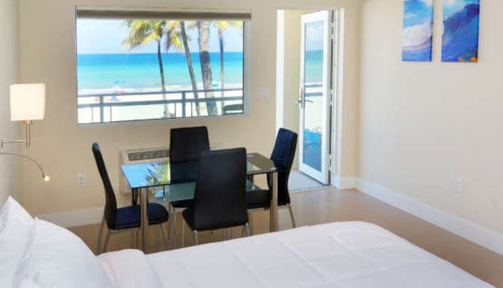 Hall - The Diane Oceanfront Suites