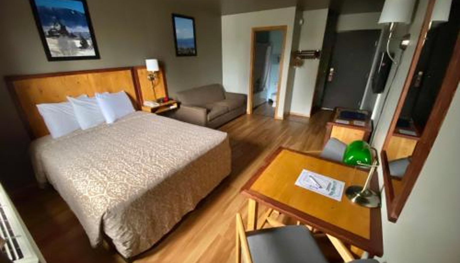 Room - Rocker Inn