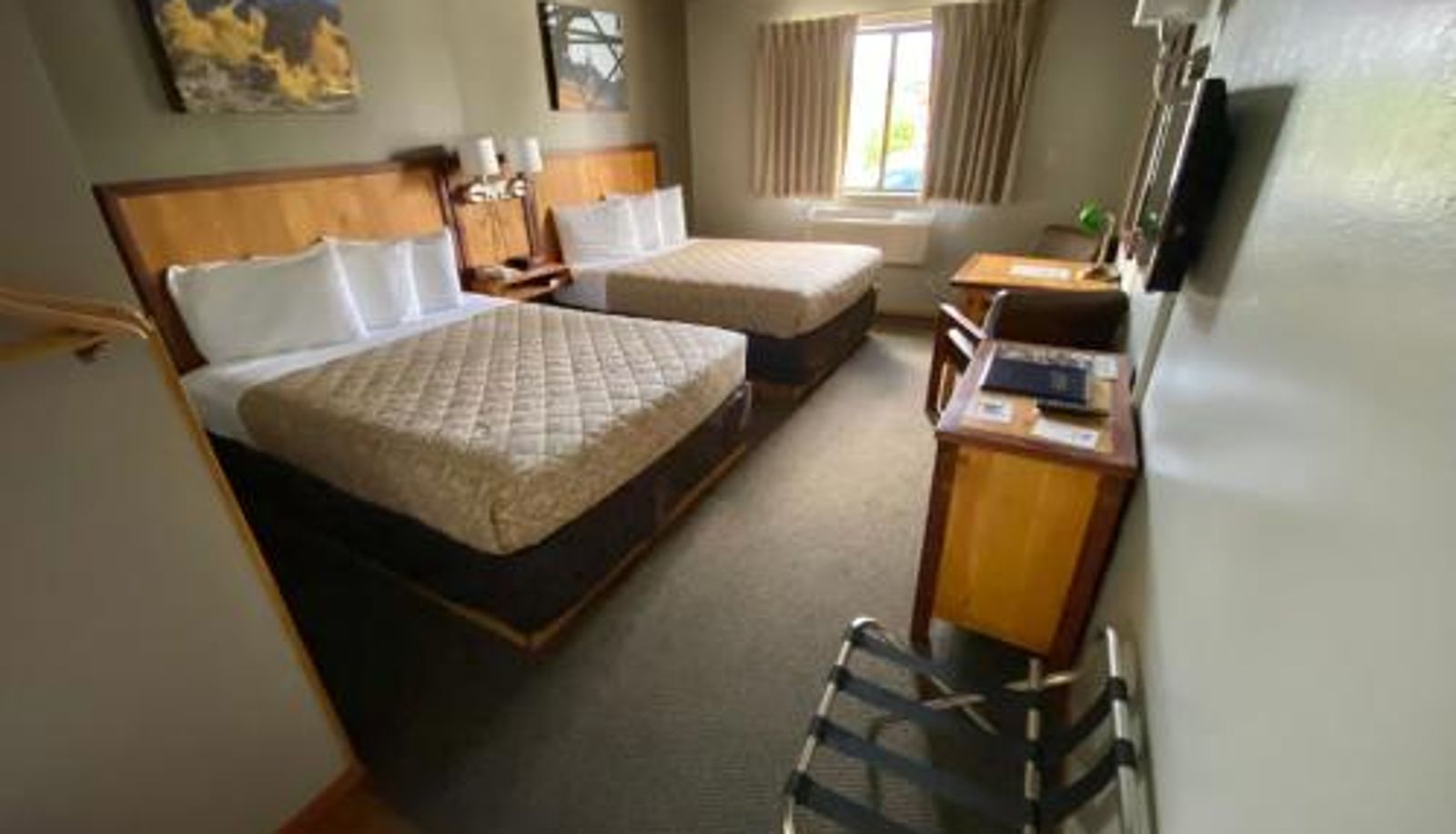 Room - Rocker Inn