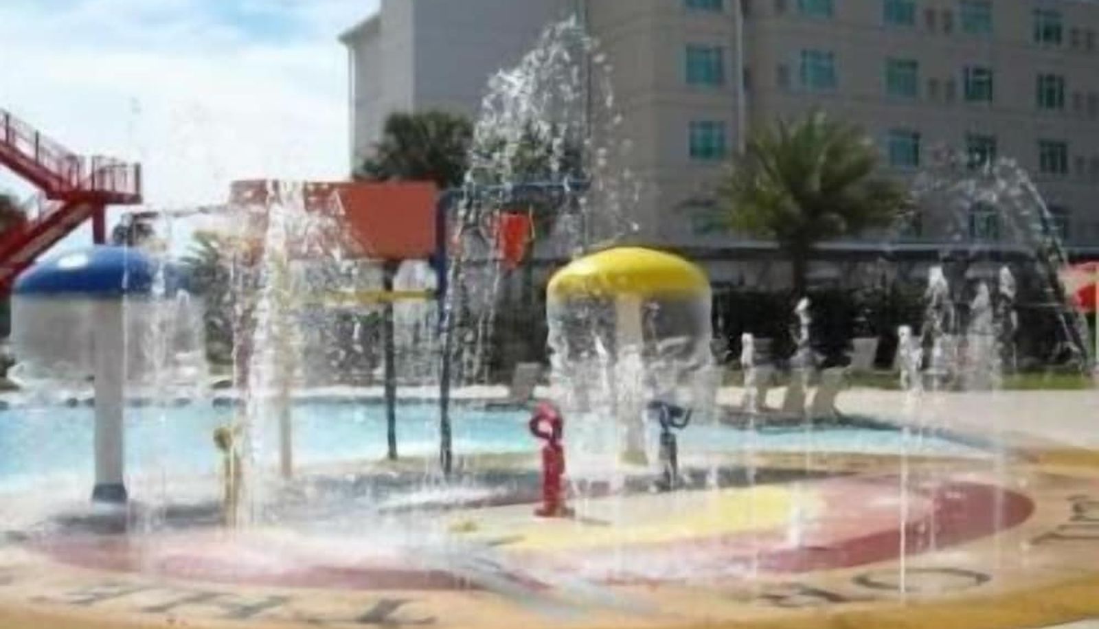 Pool - Seven Clans Hotel