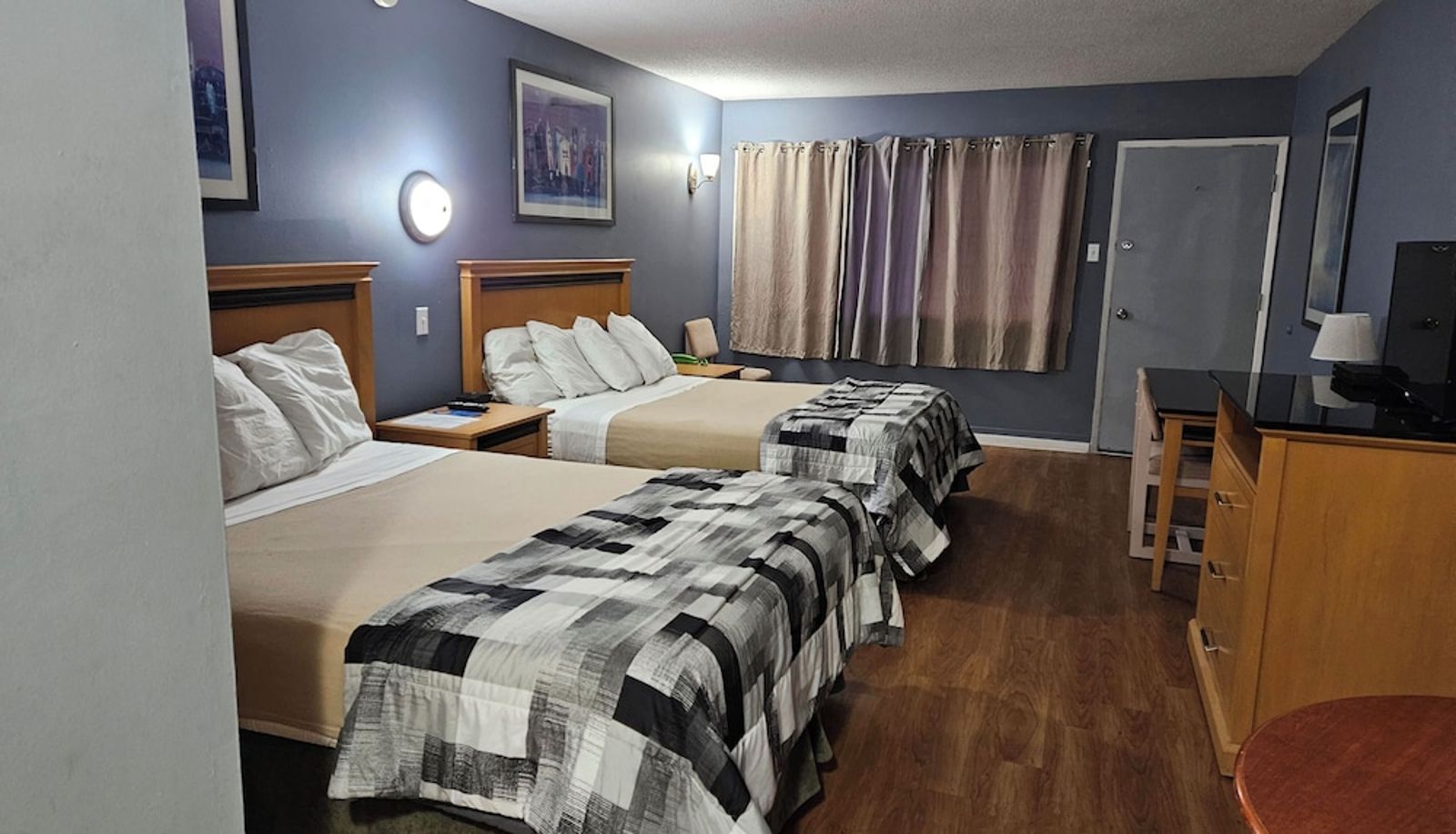 Chambre supérieure (double) - Metro Inn