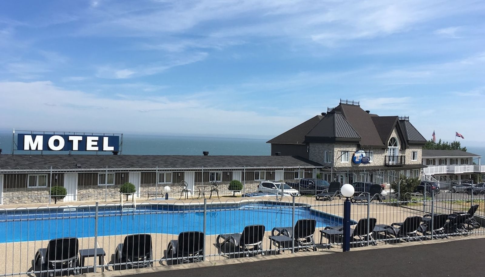 Pool - Motel Belvédère