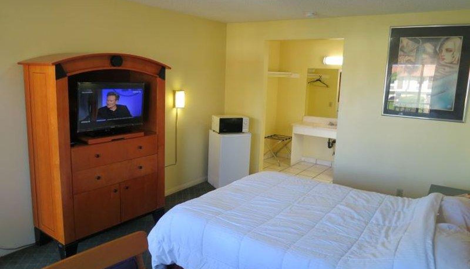 Zimmer - Studio 6 Hemet CA
