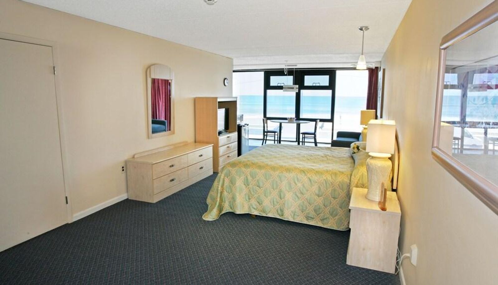 Superior room (double) - Aloha Oceanfront Motel
