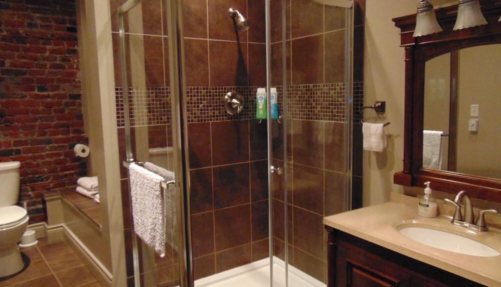 Apartment - Downtown Executive Suites - Water Street