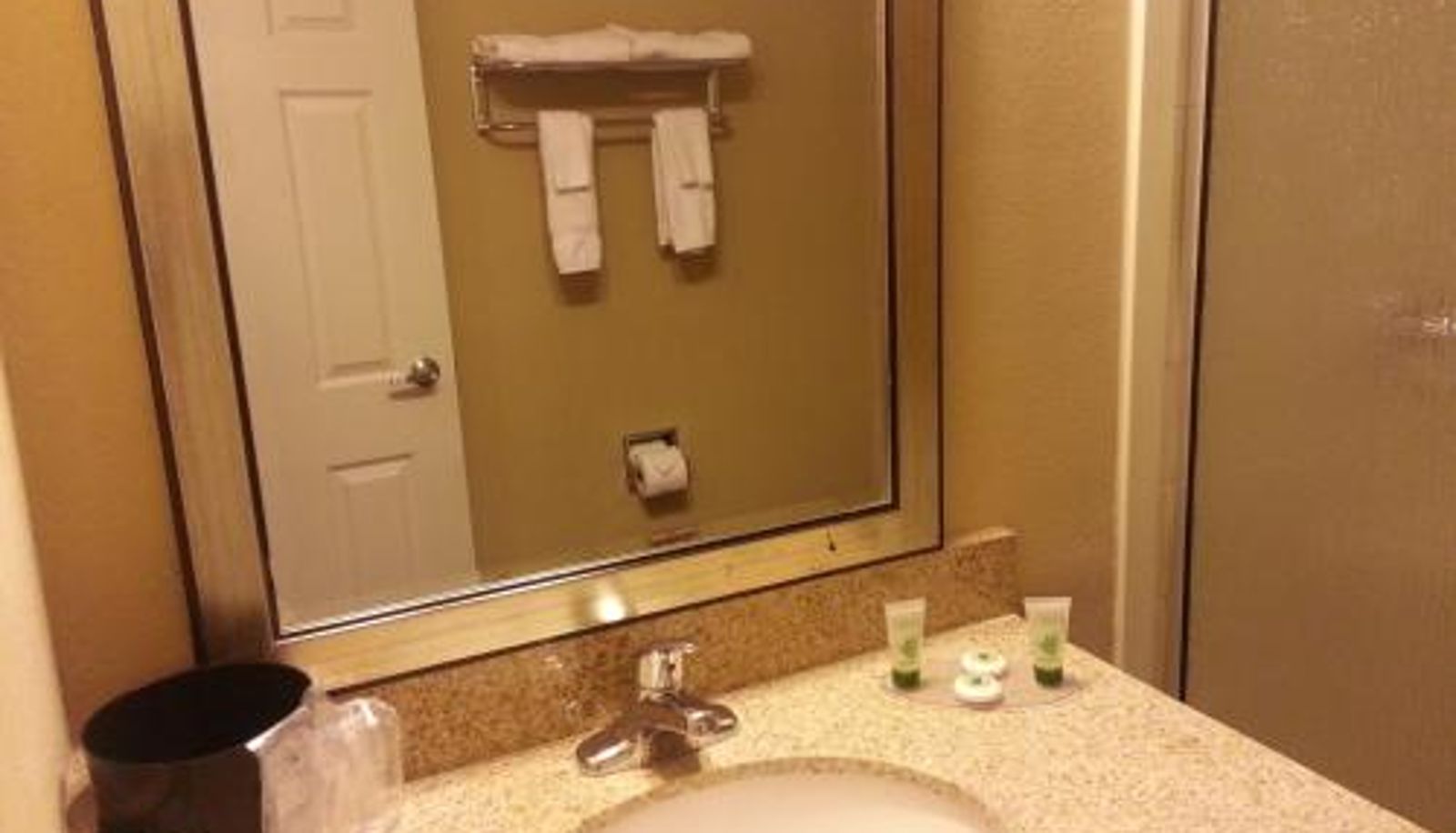 Habitación triple - Howard Johnson by Wyndham Odessa TX