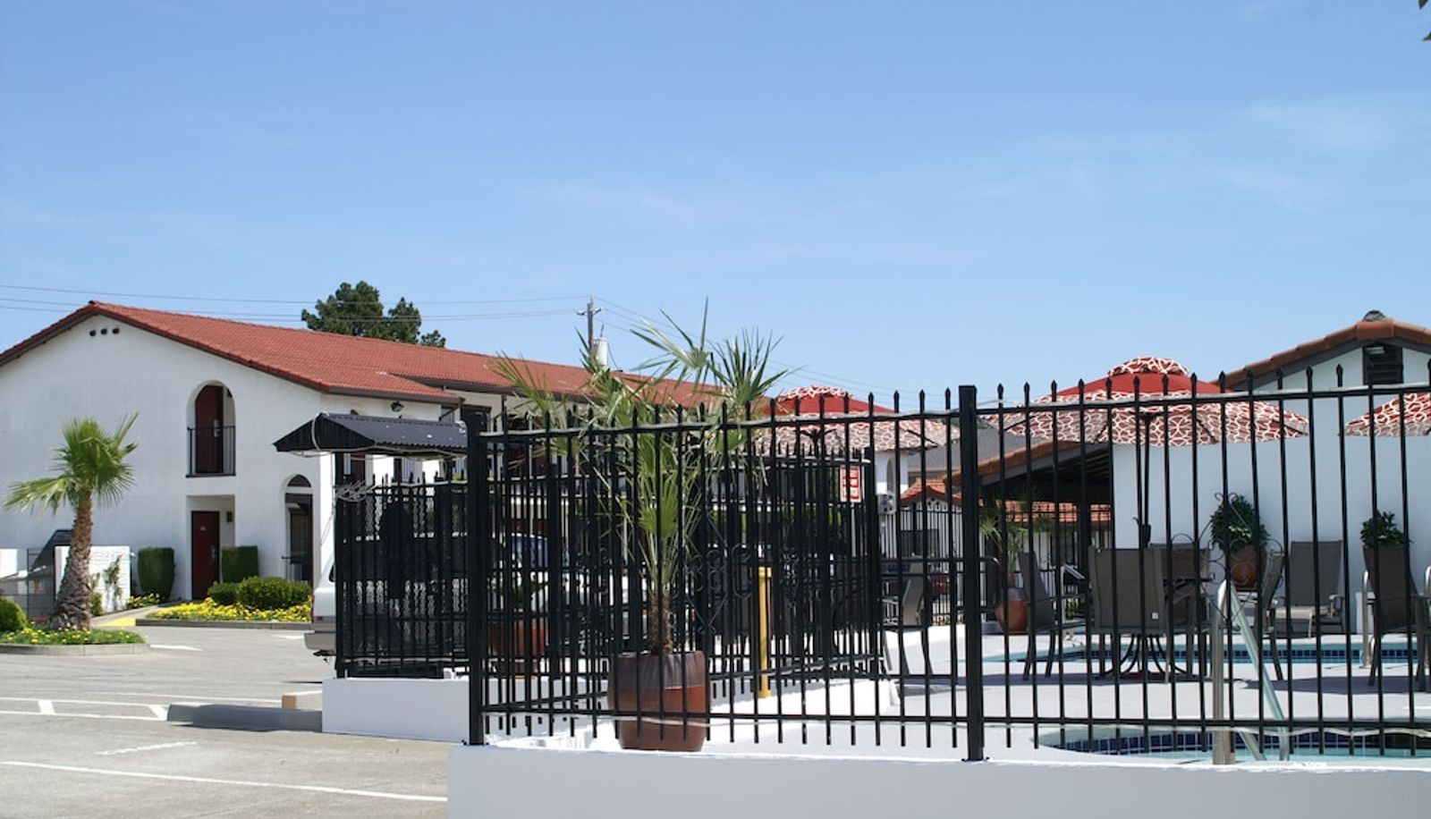 Pool - Travelodge by Wyndham Vallejo