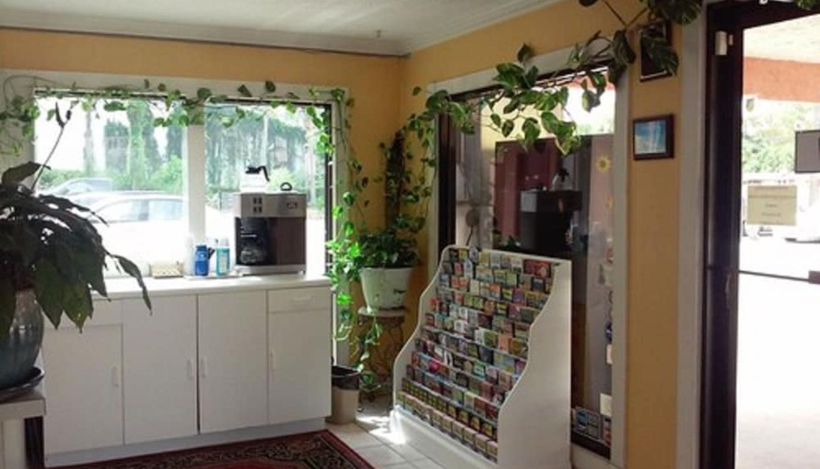 Reception - Summer Breeze Motel