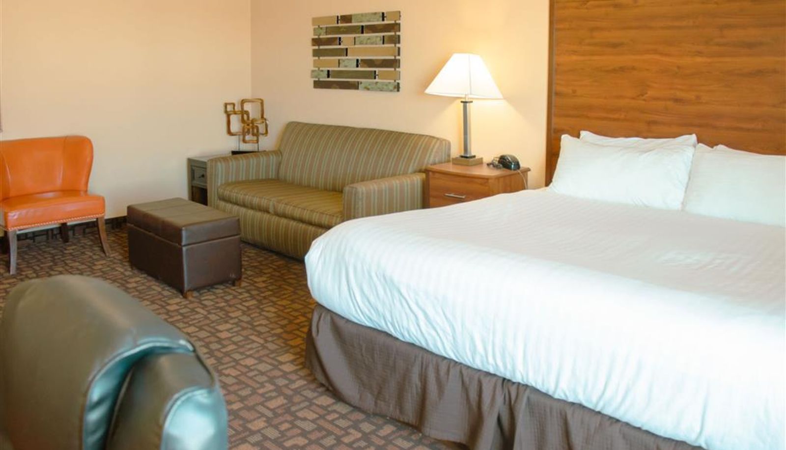 Habitación - Grand Forks Lodge and Suites