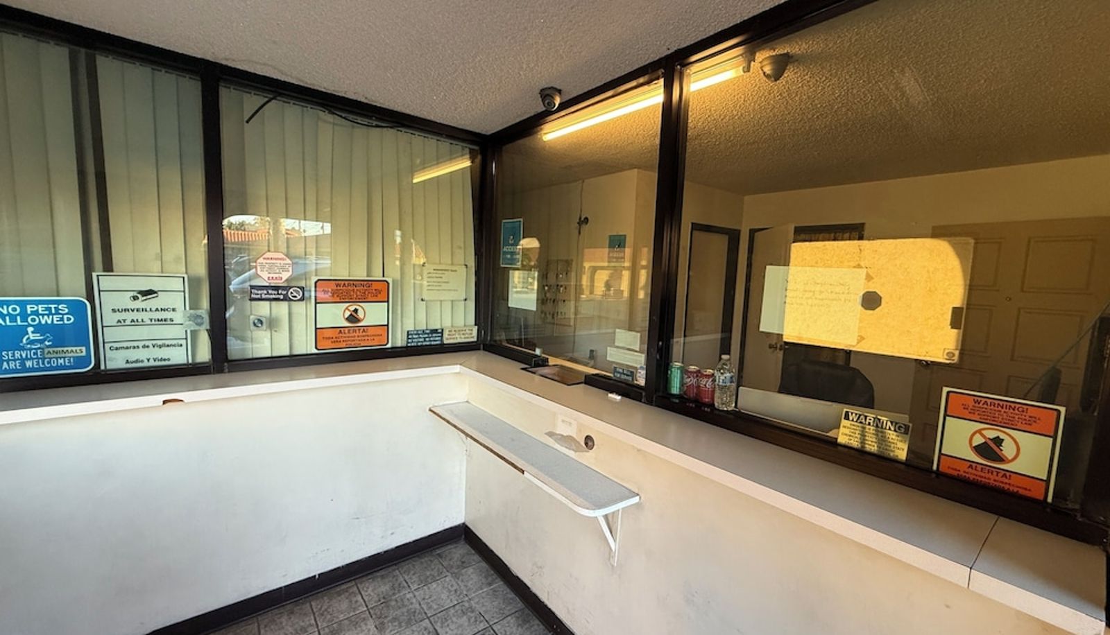 Reception - CA Rocky Inn Motel Long Beach